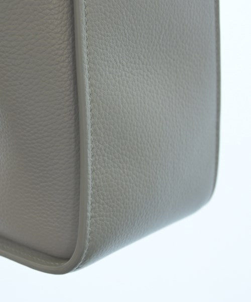 BALENCIAGA กระเป๋าสะพาย