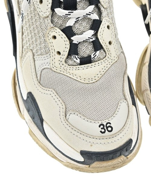 BALENCIAGA รองเท้าผ้าใบ