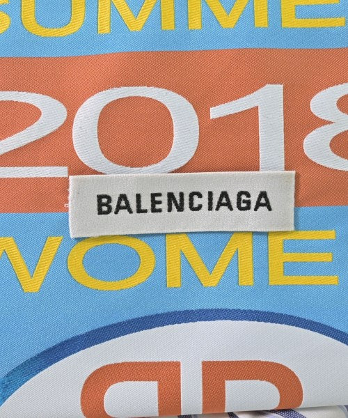 BALENCIAGA เสื้อลำลอง