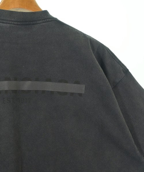 BALENCIAGA เสื้อยืด/เสื้อท็อปส์