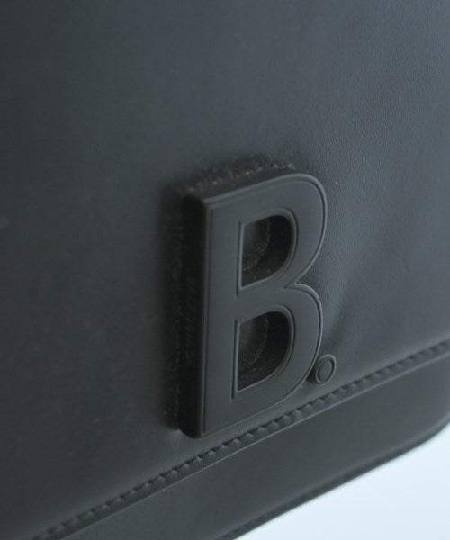 BALENCIAGA กระเป๋าสะพาย
