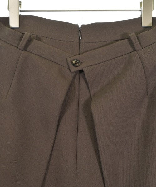 BALENCIAGA กระโปรงยาวถึงเข่า