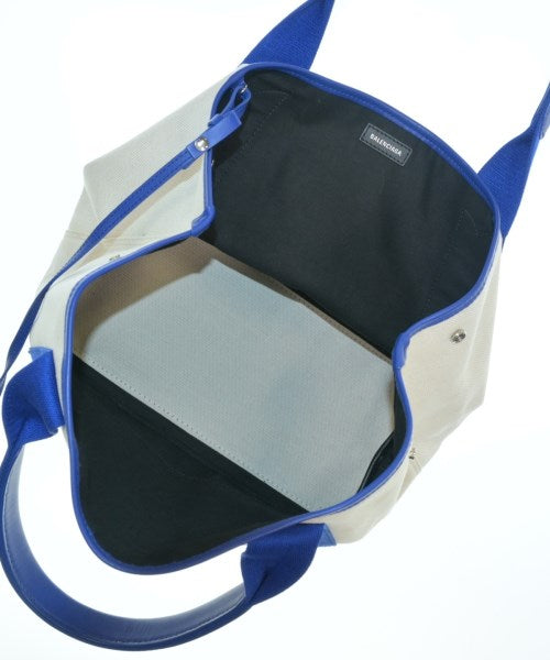 BALENCIAGA กระเป๋าถือ
