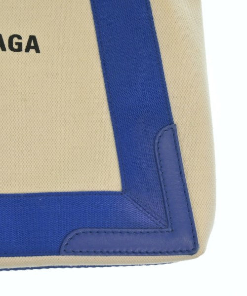 BALENCIAGA กระเป๋าถือ