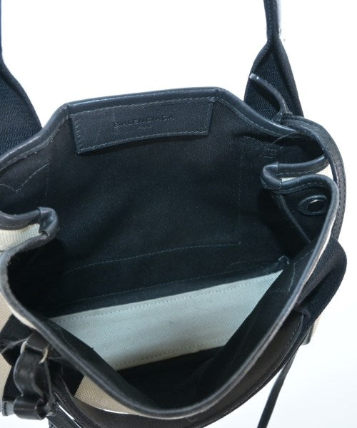 BALENCIAGA กระเป๋าสะพาย