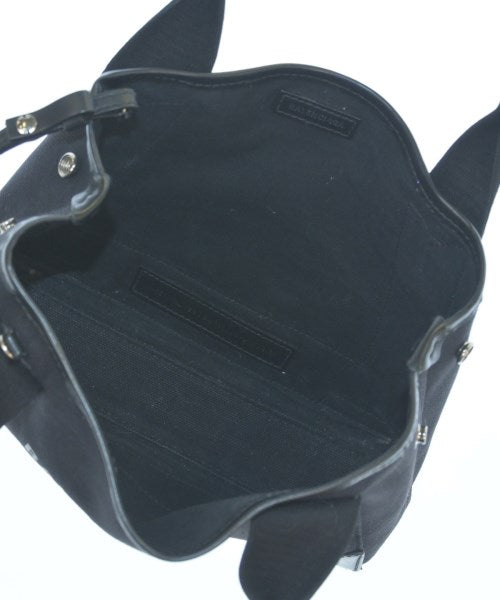 BALENCIAGA กระเป๋าสะพาย