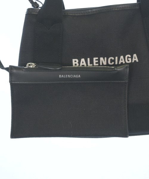 BALENCIAGA กระเป๋าสะพาย
