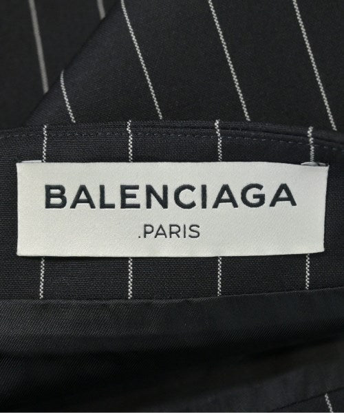 BALENCIAGA กระโปรงยาวถึงเข่า