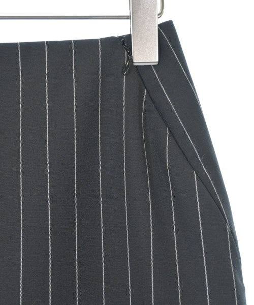 BALENCIAGA กระโปรงยาวถึงเข่า