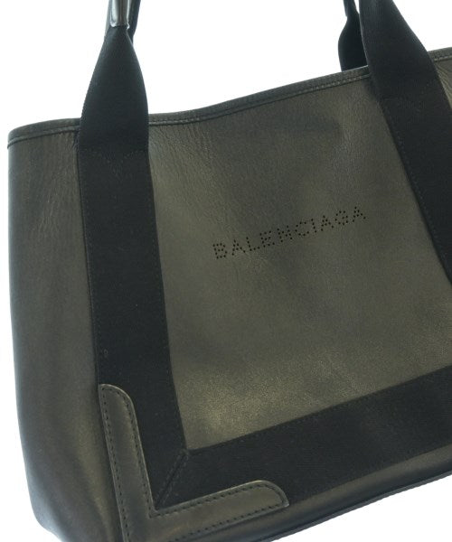 BALENCIAGA กระเป๋าถือขนาดใหญ่