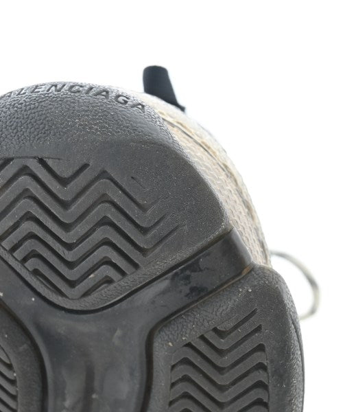 BALENCIAGA รองเท้าผ้าใบ