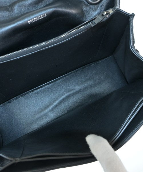 BALENCIAGA กระเป๋าสะพาย