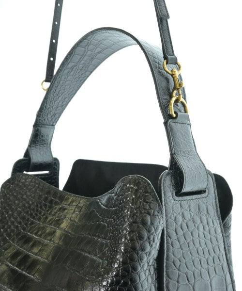 BALENCIAGA กระเป๋าสะพาย