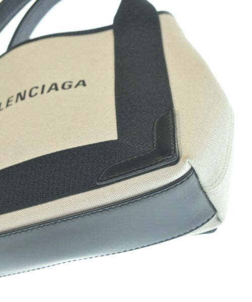BALENCIAGA กระเป๋า อื่น