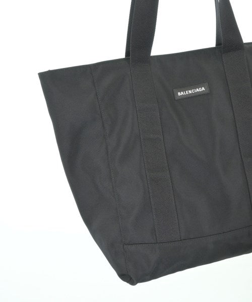 BALENCIAGA กระเป๋าถือขนาดใหญ่