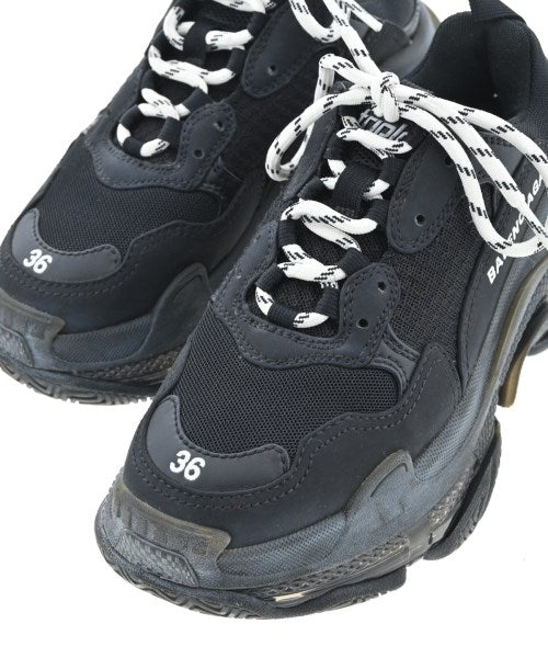BALENCIAGA รองเท้าผ้าใบ