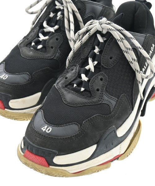 BALENCIAGA รองเท้าผ้าใบ