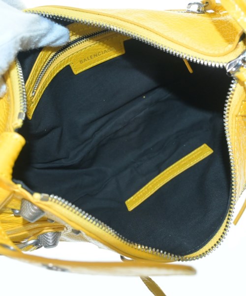 BALENCIAGA กระเป๋าสะพาย