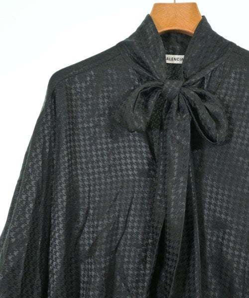 BALENCIAGA เสื้อลำลอง