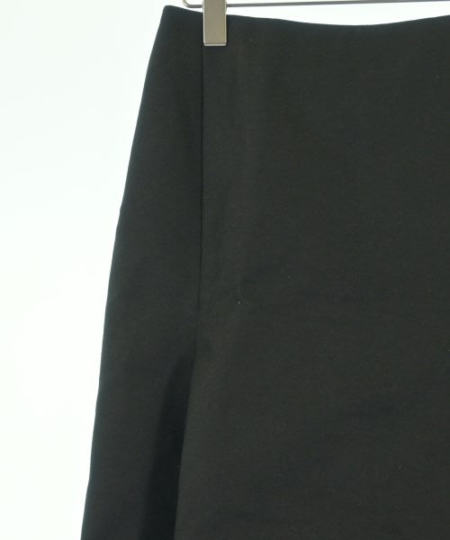 BALENCIAGA กระโปรงยาวถึงเข่า