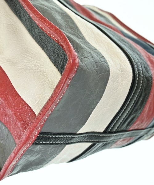 BALENCIAGA กระเป๋าถือขนาดใหญ่