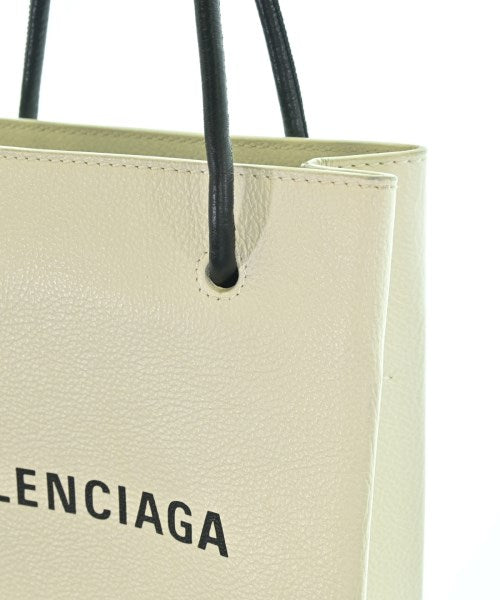BALENCIAGA กระเป๋าถือขนาดใหญ่