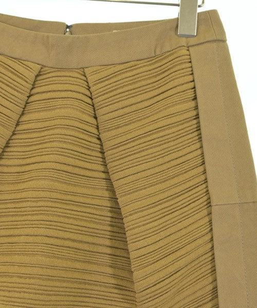 BALENCIAGA กระโปรงยาวถึงเข่า