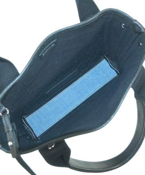 BALENCIAGA กระเป๋าถือขนาดใหญ่