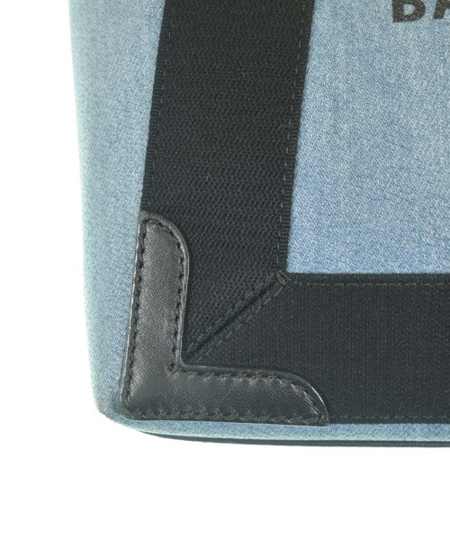 BALENCIAGA กระเป๋าถือขนาดใหญ่