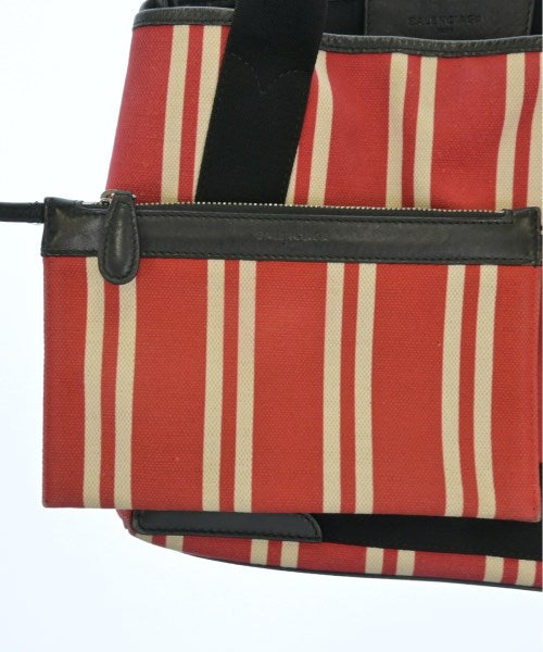 BALENCIAGA กระเป๋าถือขนาดใหญ่