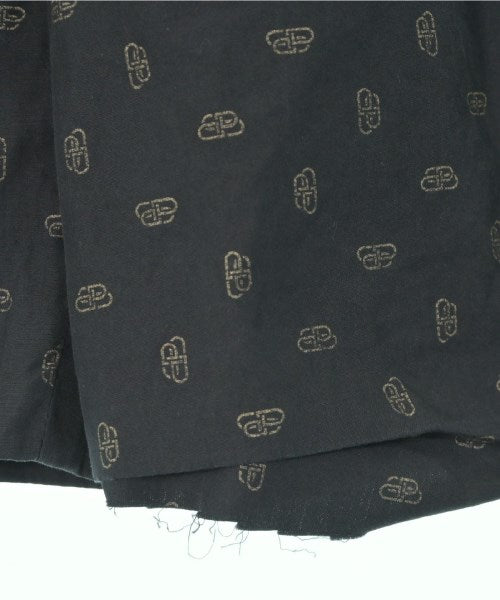 BALENCIAGA กางเกงขาสั้น