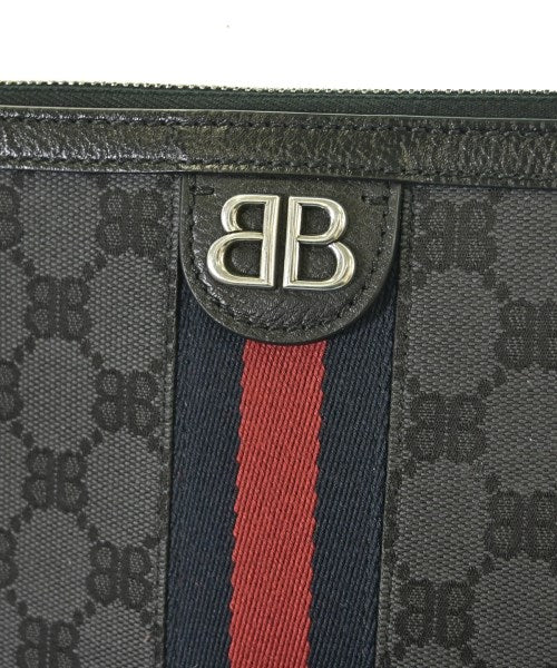 BALENCIAGA คลัตช์