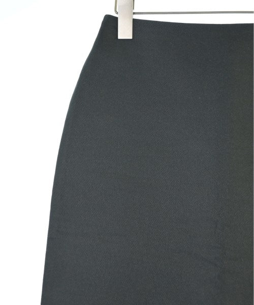BALENCIAGA กระโปรงยาวถึงเข่า