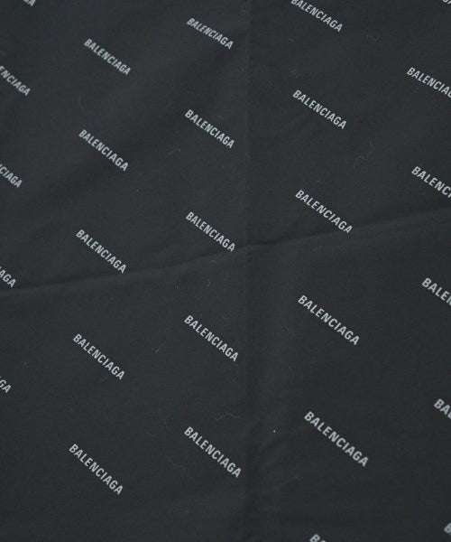 BALENCIAGA ผ้าคลุมไหล่