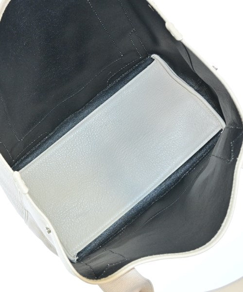 BALENCIAGA กระเป๋าถือขนาดใหญ่