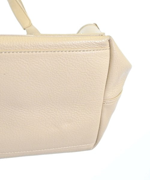 BALENCIAGA กระเป๋าถือขนาดใหญ่