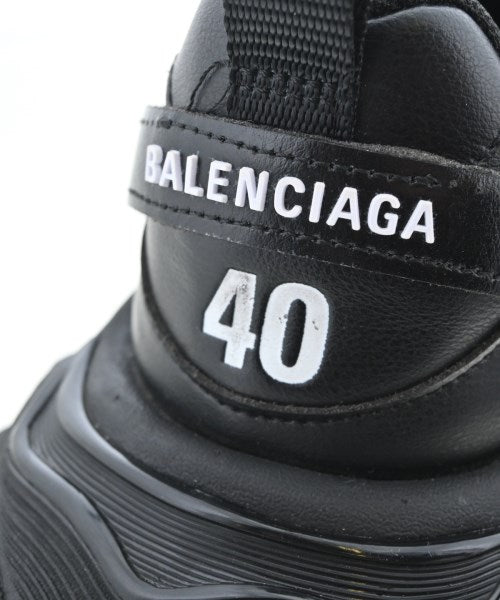 BALENCIAGA รองเท้าผ้าใบ