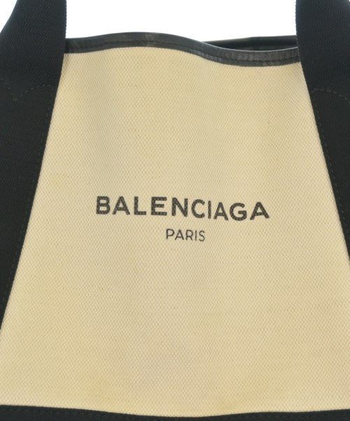 BALENCIAGA กระเป๋าถือขนาดใหญ่
