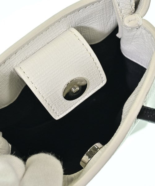 BALENCIAGA กระเป๋าสะพาย