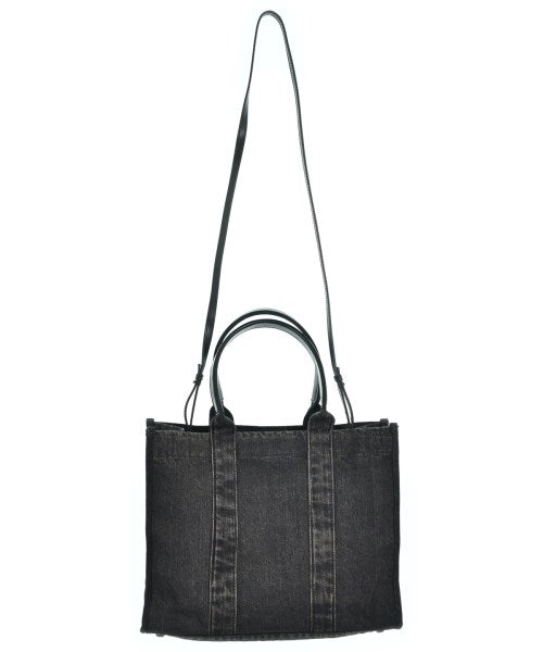BALENCIAGA กระเป๋าสะพาย