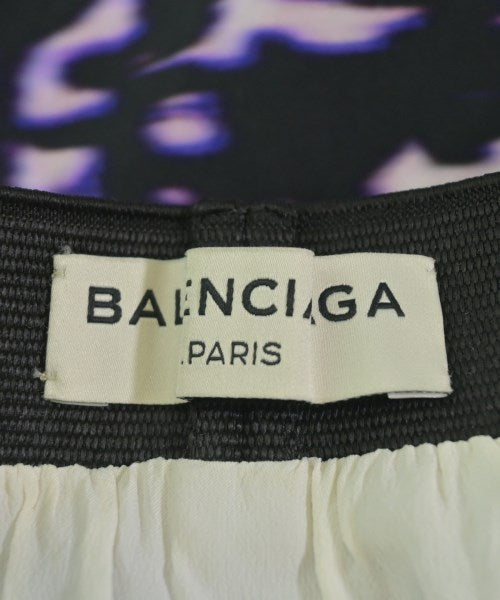 BALENCIAGA กระโปรงยาวถึงเข่า