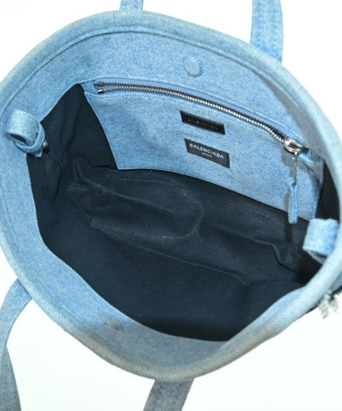 BALENCIAGA กระเป๋าถือขนาดใหญ่