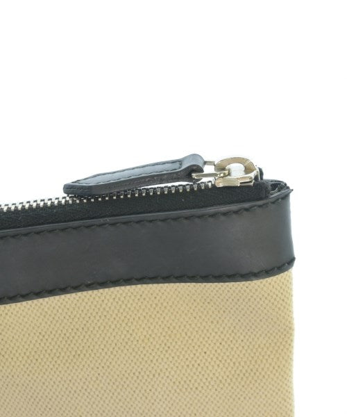 BALENCIAGA คลัตช์