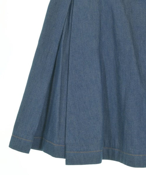 BALENCIAGA กระโปรงยาวถึงเข่า