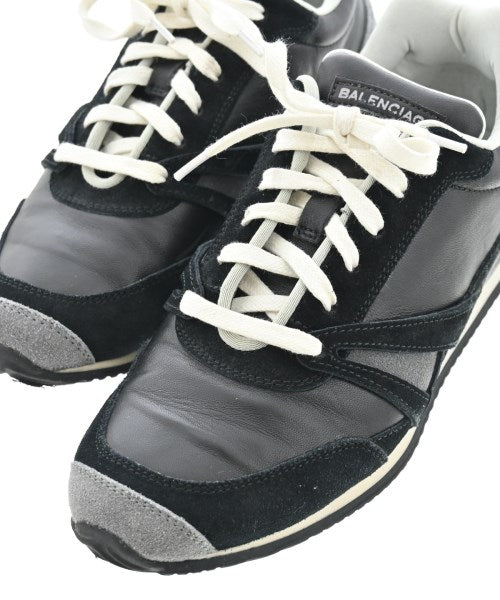 BALENCIAGA รองเท้าผ้าใบ