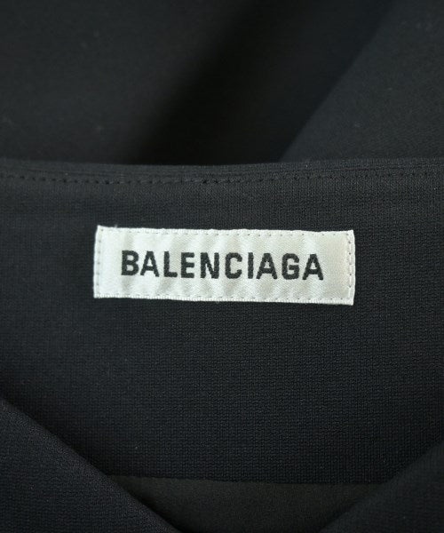BALENCIAGA กระโปรงยาวถึงเข่า