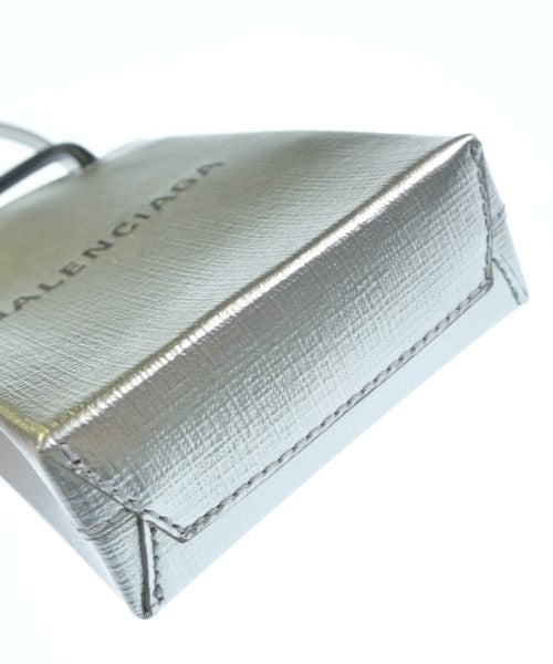 BALENCIAGA กระเป๋าสะพาย