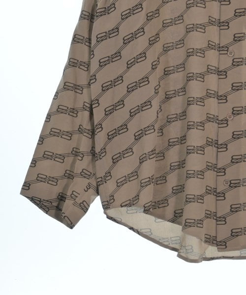 BALENCIAGA เสื้อลำลอง