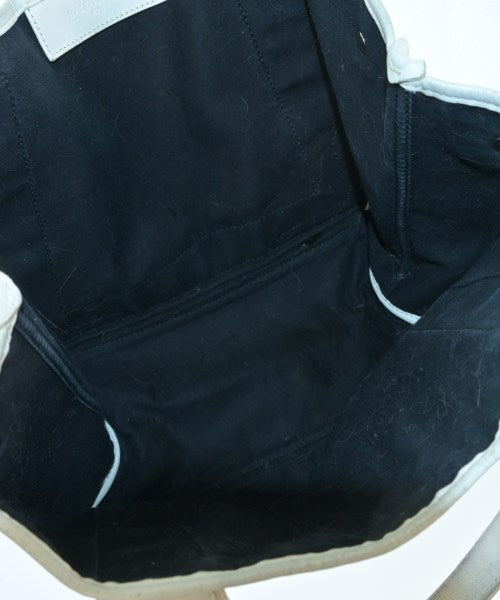 BALENCIAGA กระเป๋าถือ