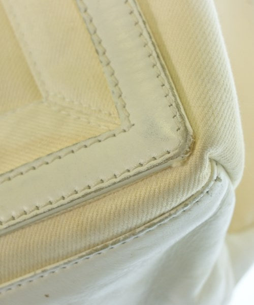 BALENCIAGA กระเป๋าถือ